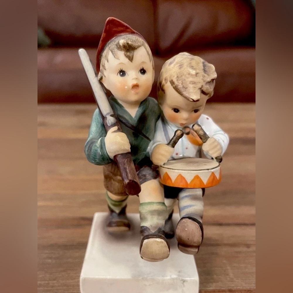 Goebel Figurine with (Volunteers) w/ Drum - vintage Hummel Goebel